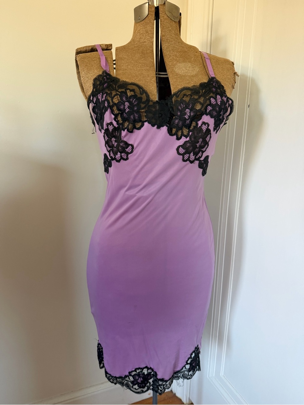💜 Vintage purple slip